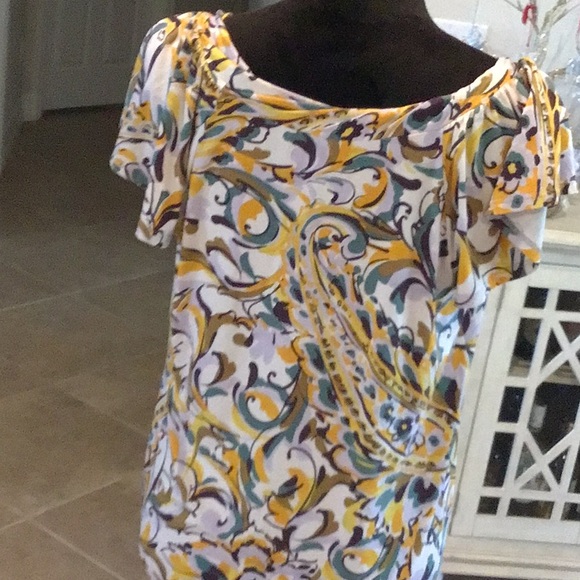 SoCa St. John flutter sleeve t, loose elastic bottom, size M - Picture 6 of 9